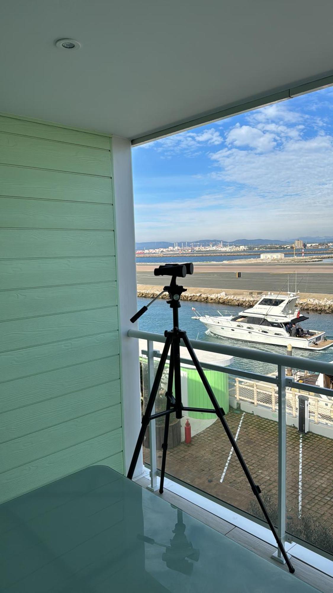 Marina Club Luxury Private Studio With Pool And Incredible Views Gibraltar Eksteriør billede