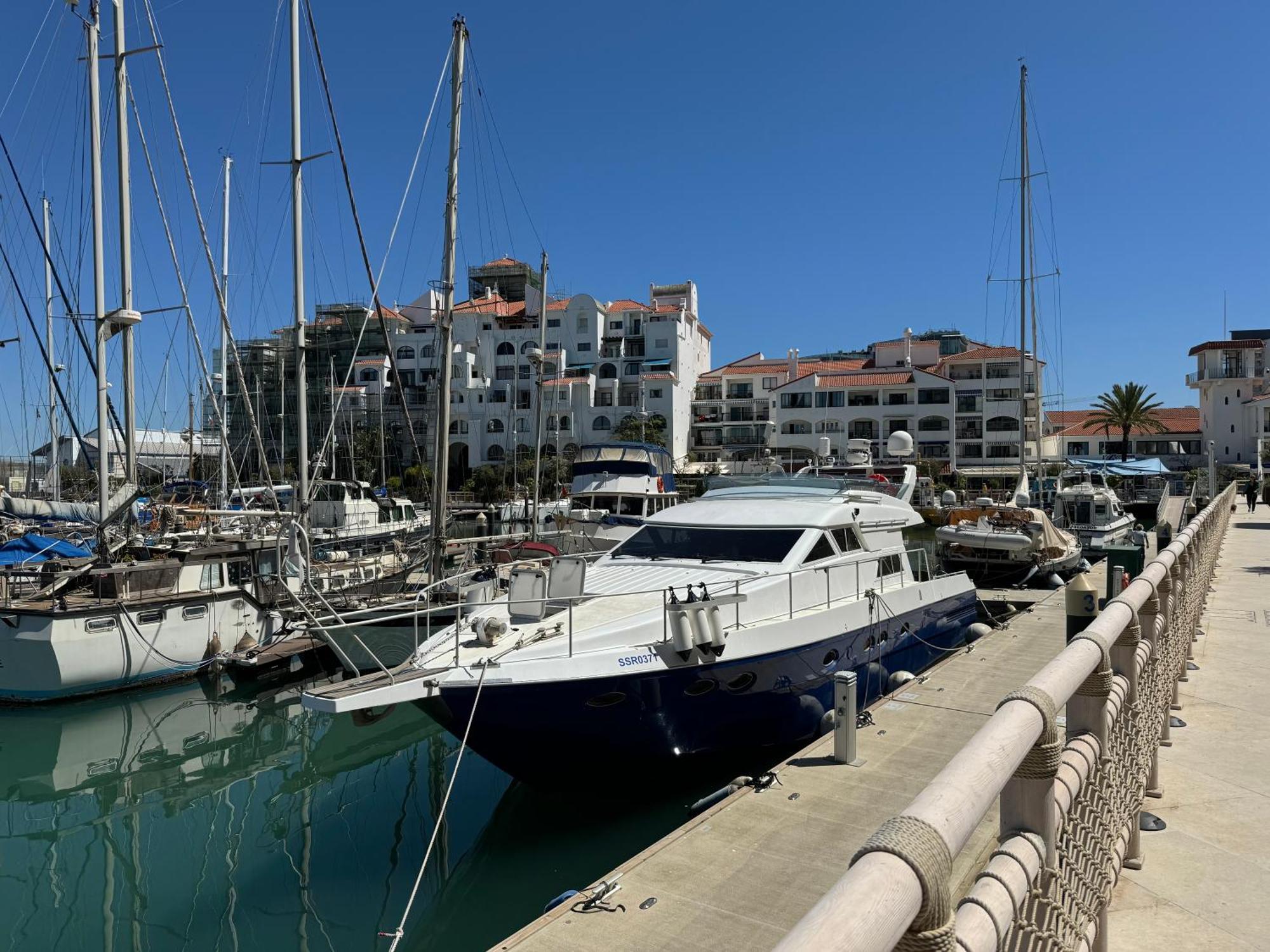 Marina Club Luxury Private Studio With Pool And Incredible Views Gibraltar Eksteriør billede