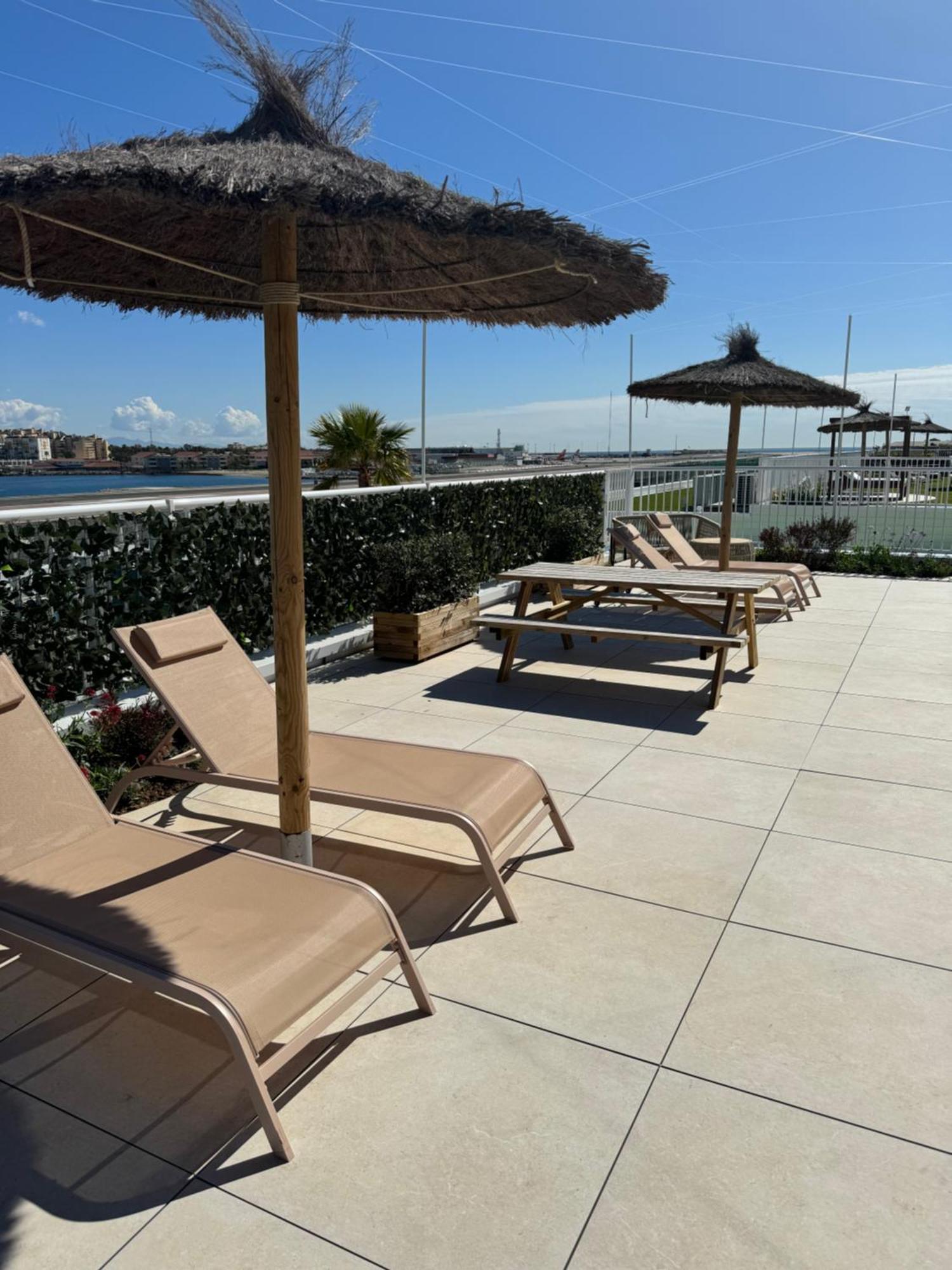 Marina Club Luxury Private Studio With Pool And Incredible Views Gibraltar Eksteriør billede
