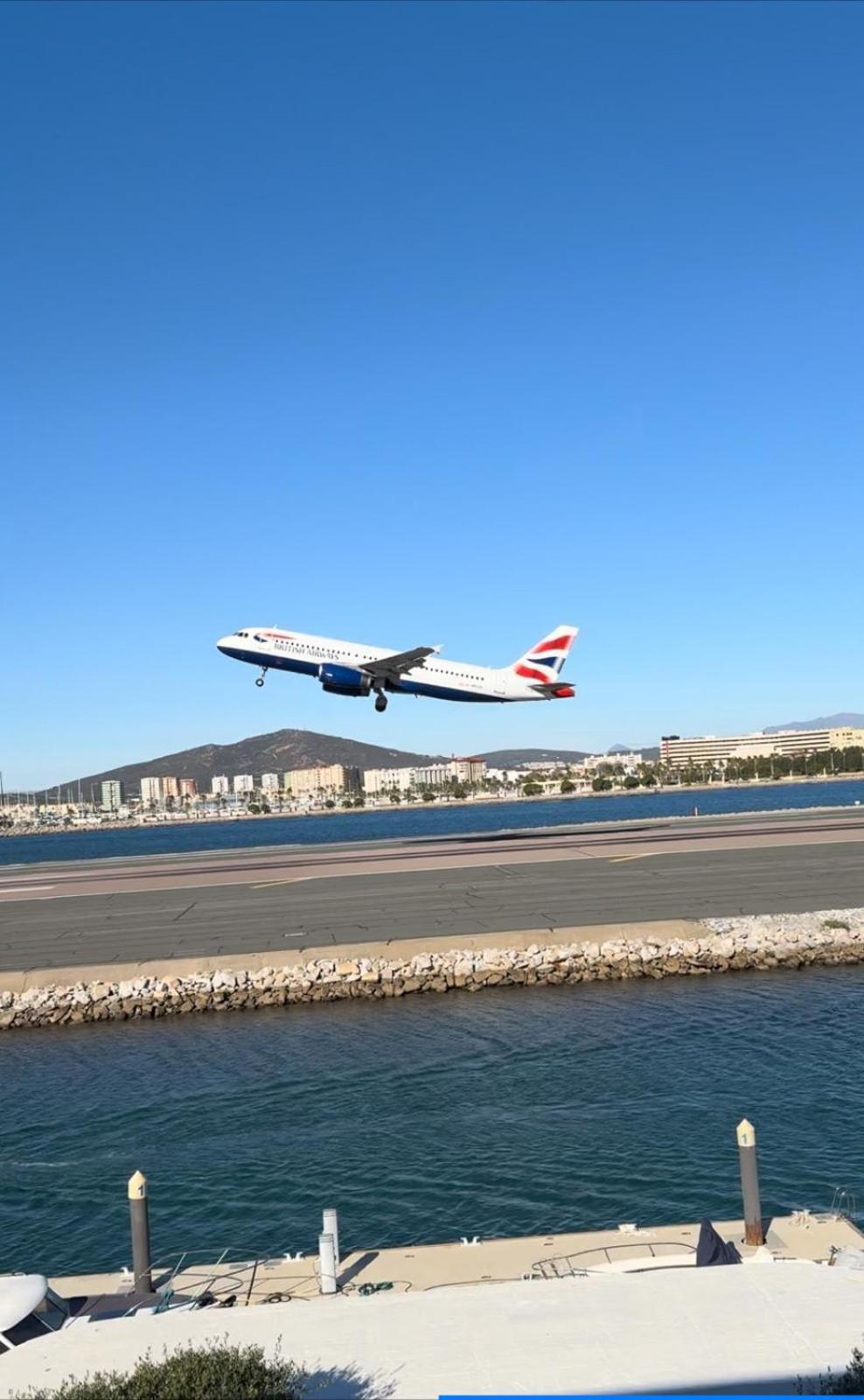 Marina Club Luxury Private Studio With Pool And Incredible Views Gibraltar Eksteriør billede